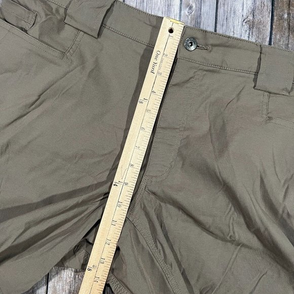 Duluth Flex Dry on the Fly Cargo Stretch Shorts 36x9 Mens Brown Utility 46206 - Picture 7 of 9